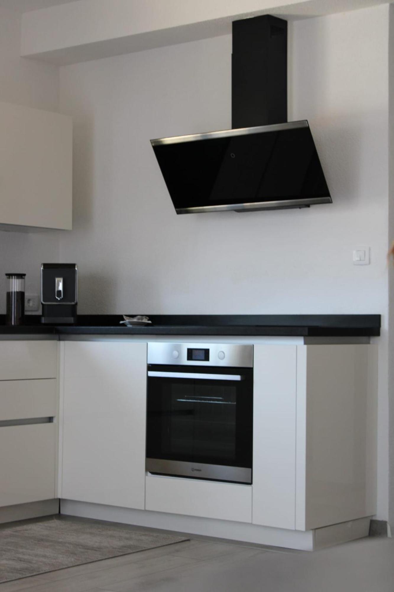 Apartment Merry - Free Garage & Parking Mostar Luaran gambar