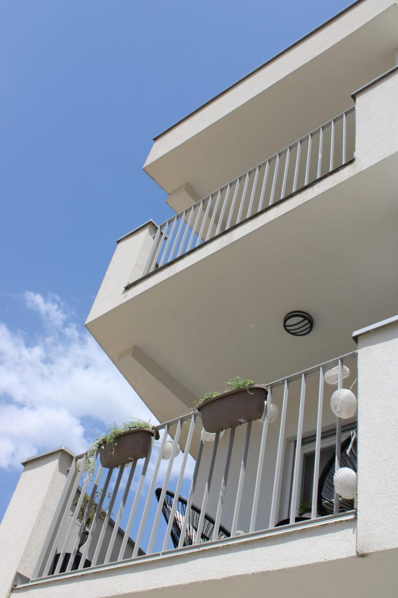 Apartment Merry - Free Garage & Parking Mostar Luaran gambar