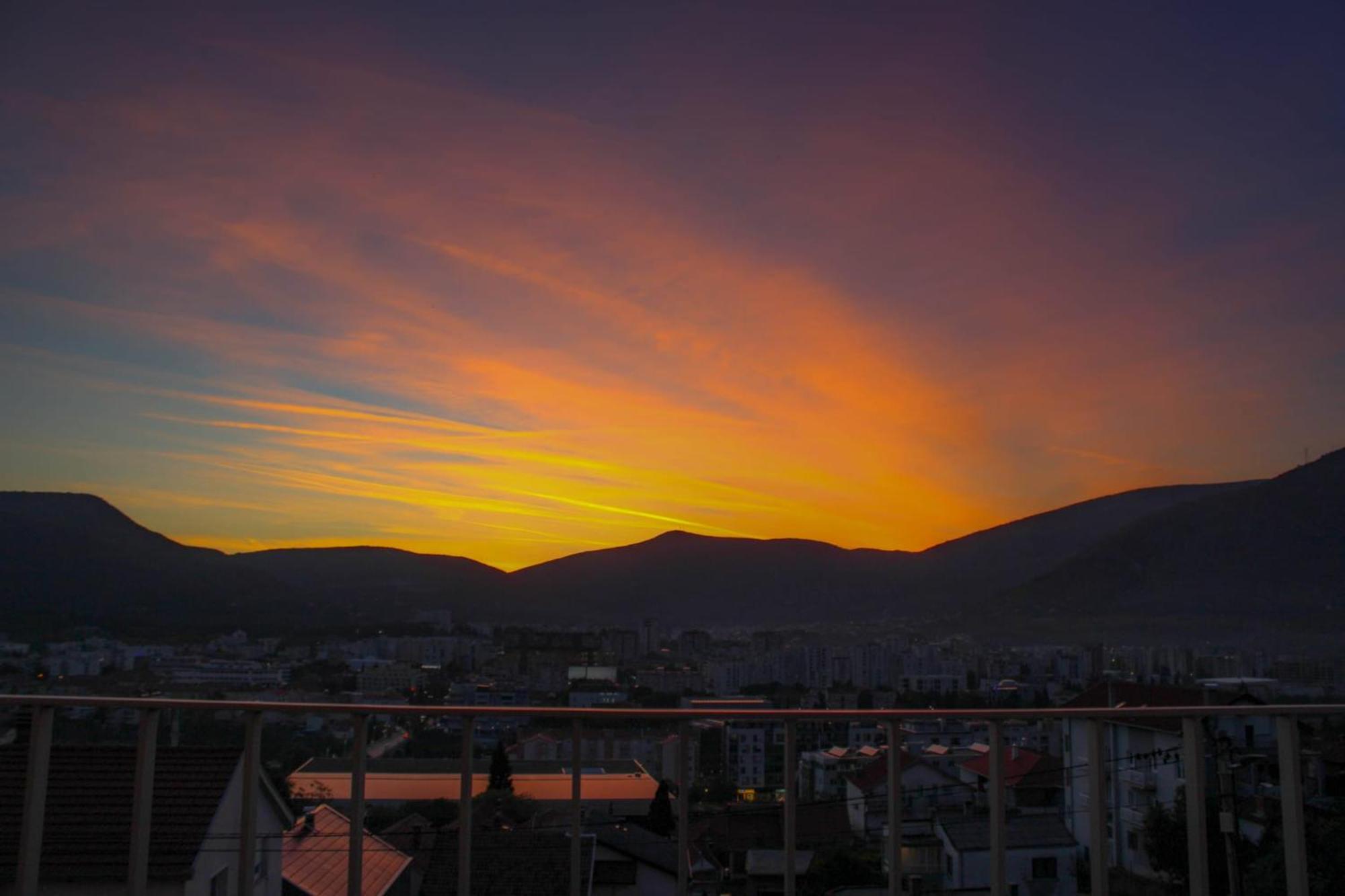 Apartment Merry - Free Garage & Parking Mostar Luaran gambar